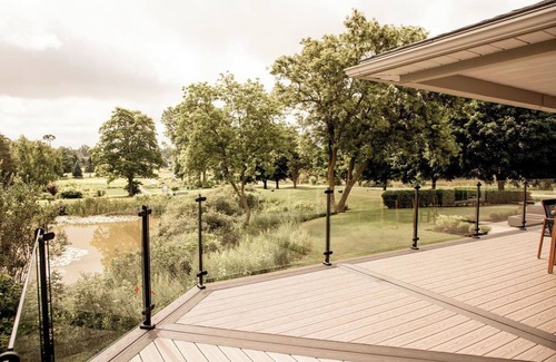 Huron East Casa | Scenic Golf Course Escape