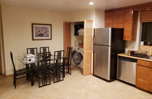 Hayward Casa | Scenic Hayward Hills Unit with Separate Entrance