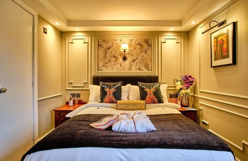 Tyndrum Hotel | Scenic Highland Room w/Mountain View, Free Parking, Indoor Games