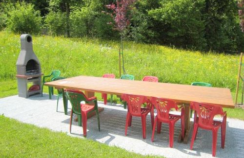 Molina di Ledro Casa | Scenic Holiday Home in Ledro near Spiggia Besta Lido