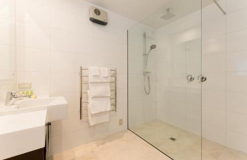 Merivale Hotel | Scenic Hotel Cotswold