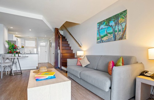 Grand Case Complejo | Scenic Island Suite | Lounge by the Sea or Cruise at Sunset