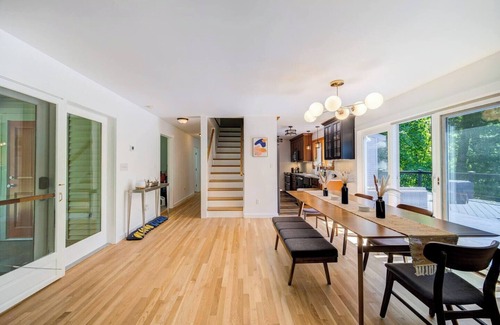 New Paltz Casa | Scenic New Paltz Escape: River Views, Hot Tub & Deck | Dream House in the Gunks