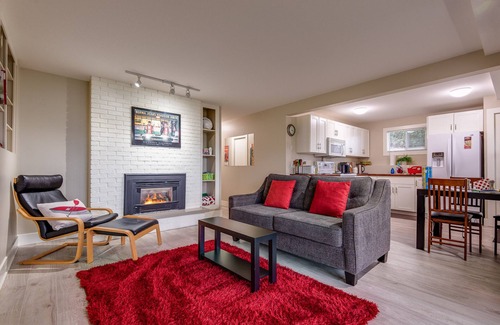 Central Okanagan Apartamento | Scenic Ponderosa Pines Suite en Peachland Columbia Británica, Canadá