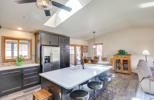 Rapid City Casa | Scenic & Serene Rapid City Getaway on 1 1/2 Acres!