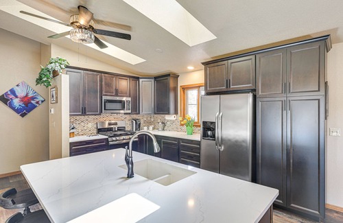 Rapid City Casa | Scenic & Serene Rapid City Getaway on 1 1/2 Acres!