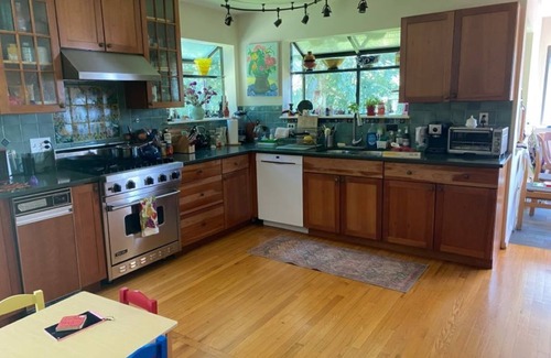 Croton-on-Hudson Casa | Scenic & Serene: 3BR/3BA w Panoramic Hudson Views! A Birder's paradise