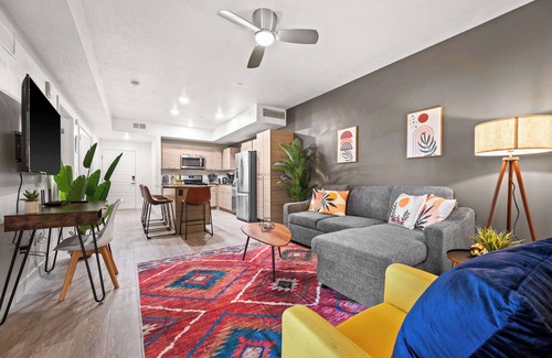 Downtown Salt Lake City Apartamento | Scenic SLC Apartment w Pool & Gym