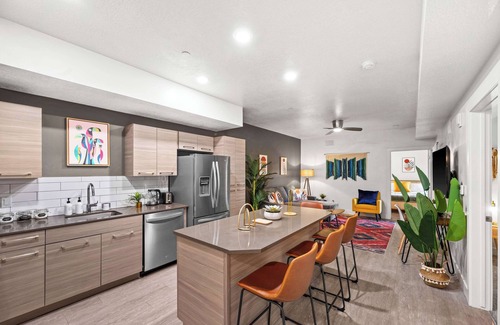 Downtown Salt Lake City Apartamento | Scenic SLC Apartment w Pool & Gym