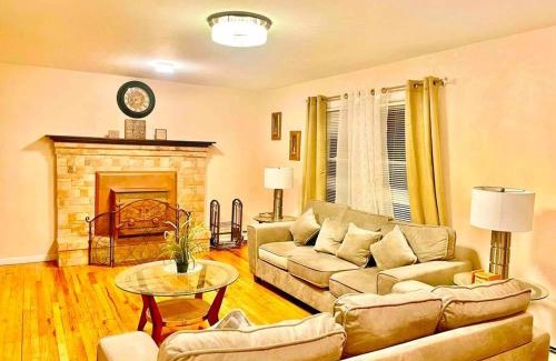 Montague Casa | Scenic Views & River Access, Cozy River Home