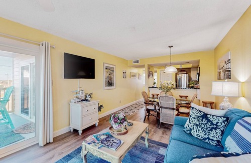 Avon Condominio | Scenic Waterfront Condo – Dock + Pet Friendly