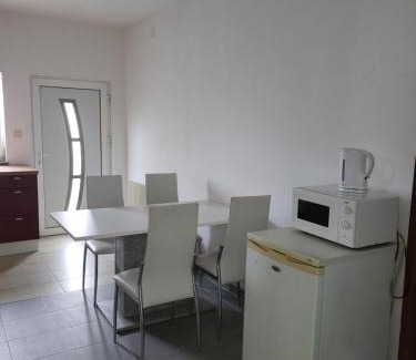 Gleisdorf Apartamento | Schöne 2 zwei Zimmer Wohnung