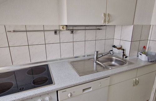 Konigstadten Apartamento | Schöne 3 Zimmer Wohnung mit Klimaanlage, Zentral und Naturnah