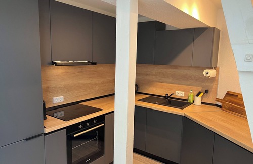 Magdeburg Apartamento | Schöne Dachgeschosswohnung im Gastroviertel an der Elbe