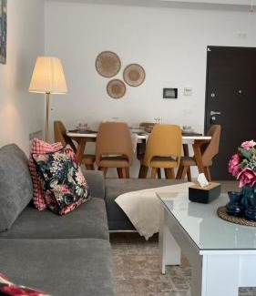 Ain Zaghouan Apartamento | Schöne, ruhige neuwertige 127qm Ferienwohnung