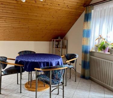 Blankenloch Apartamento | Schöne Wohnung im Grünen