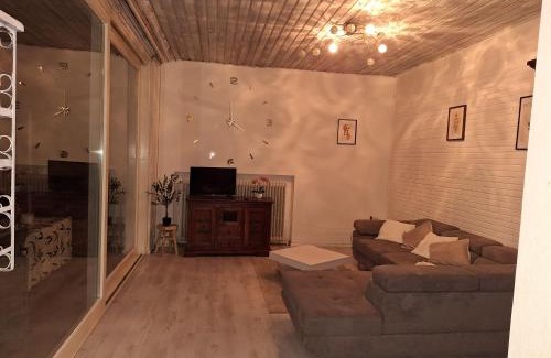 Elmpt Casa | Schöner Bungalow Am Venekotensee