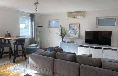 Stattegg Apartamento | Schönes Apartment mit Terrasse, mitten im Grünen Stattegg