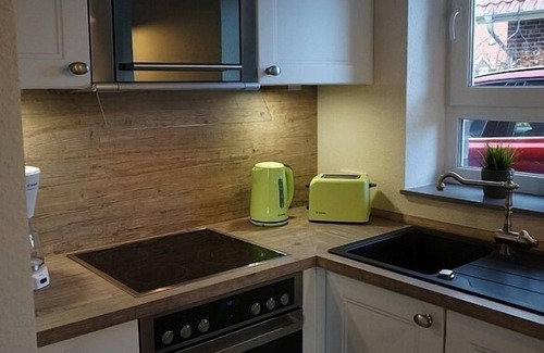 Tannenhausen Casa | Schönes Ferienhaus mit Privatstrand am Badesee