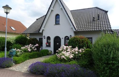 Radewege Casa | Schönes Ferienhaus in Radewege mit schönem Garten
