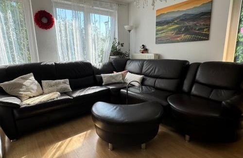 Region Hannover District Apartamento | Schönes Haus mit 3 Zimmern Küche Bad & Wohnzimmer 2 Parkplätze