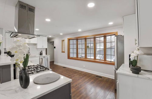 Wasco Casa | Schaumburg Sanctuary - New!