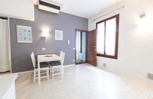 Schio Apartamento | [Schio Centro storico] Casa nel cuore della città