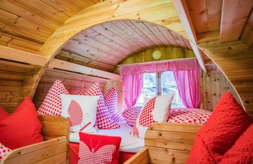 Innertkirchen Casa | Schlafen im Fass - Schlaffass - Abenteuer - Romantik - Haslifass
