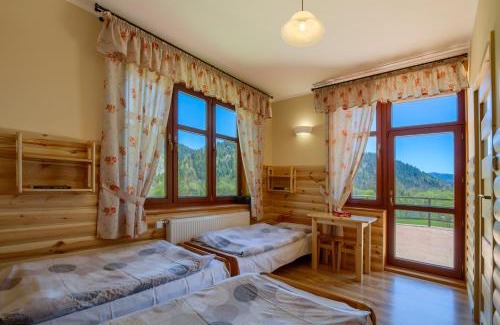 Sromowce Nizne Cama Y Desayuno | Schronisko PTTK Trzy Korony