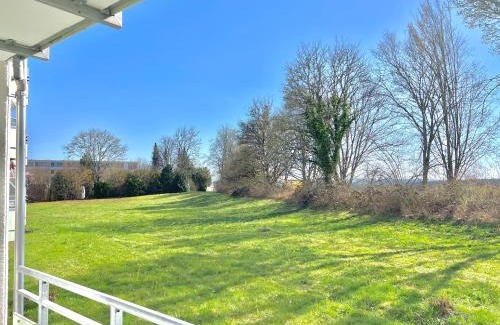 Altensteig Apartamento | Schwarzwalapartment Nr 6 Presidential Suite 40qm Doppelbett Modern
