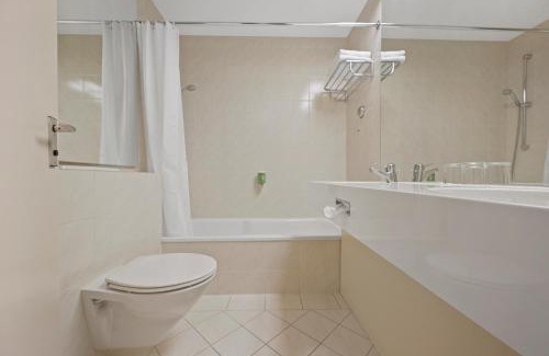 Altensteig Apartamento | Schwarzwaldapartment Nr 27 30qm Zwei Einzel Betten Rustikal