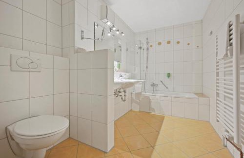 Altensteig Apartamento | Schwarzwaldapartment Nr 29 30qm Doppelbett 140cm Rustikal