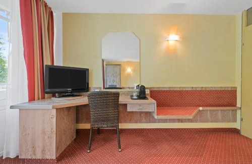 Altensteig Apartamento | Schwarzwaldapartment Nr 29 30qm Doppelbett 140cm Rustikal