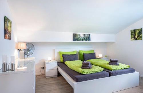 Schoenwald Apartamento | Schwarzwaldblick D App 10 mit Pool