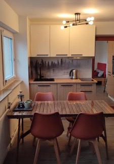 Baiersbronn Apartamento | Schwarzwaldstübchen "Altas Montañas" mit Schwimmbad