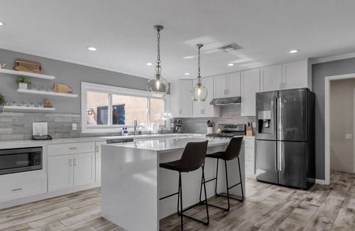 Shea North Estates Casa | Scottsdale home, enjoy plenty of space and a beautiful outdoor pool