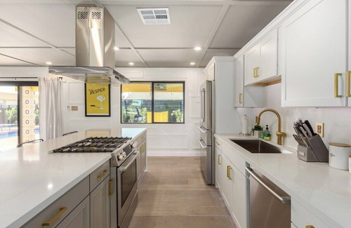 Park Scottsdale Two Casa | Scottsdale Sophisticated Luxury w/Heated Pool, EV Charger