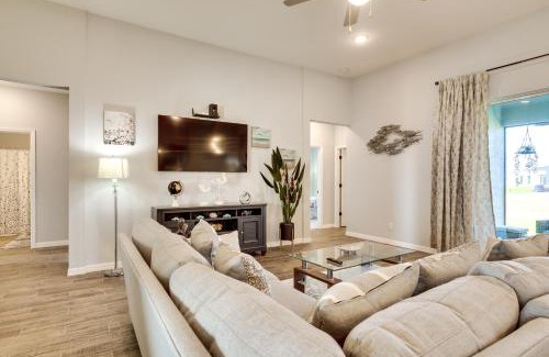 Burnt Store Casa | Screened-In Patio and Grill Cape Coral Retreat
