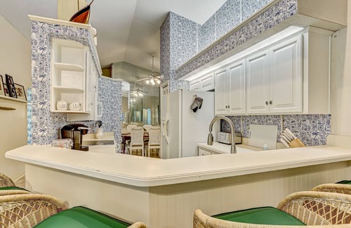 American Beach Casa | Screened In Private Pool | Summer Beach Home | Short Walk to the Beach