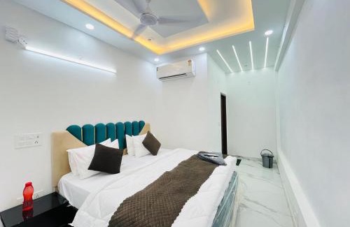 Ghaziabad Hotel | Scropio In Dashrathpuri
