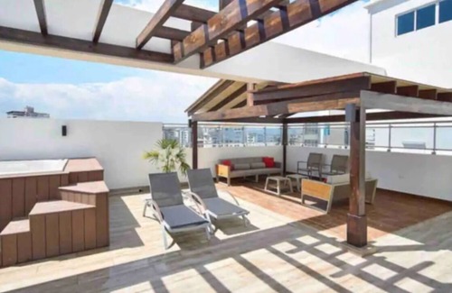 Ensanche Naco Apartamento | SD 3BR Luxury Sunshine Apt 2 + Free Bonus