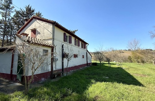 Bettolelle Apartamento | SE143 - Senigallia, farmhouse surrounded by green hills