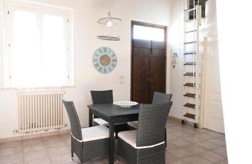 Senigallia Apartamento | SE194 - Senigallia, villetta con giardino e posto auto