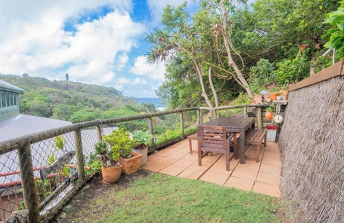 Point Lookout Apartamento | Sea'Batical - Beachside Bliss – 2 Bedroom Apartment Just 50m from Main Beach