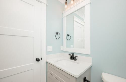 Oak Island Casa | Sea-Batical