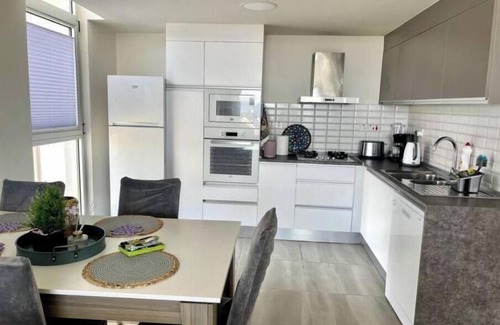 Bogaz Complejo | Sea Breeze Apartment by the Sea