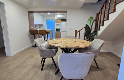 Maia Casa | Sea Breeze: Comfortable Azorean House Just Steps Away from the Ocean