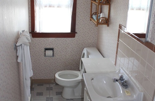 Hyannis Casa | Sea Breeze Inn