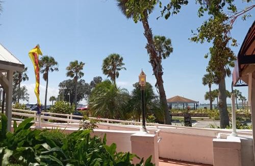 Gulfport Cama Y Desayuno | Sea Breeze Manor Inn
