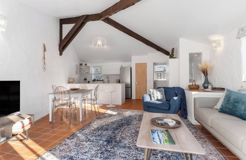 Orewa Casa | Sea Breeze - Orewa Oceanside Apartments